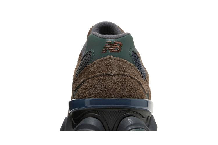 New Balance 9060 Beef and Broccoli - U9060OUT