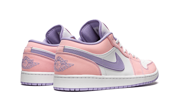 Air Jordan 1 Low SE Arctic Punch