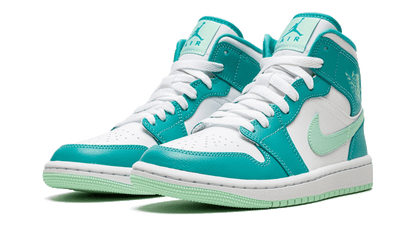 Air Jordan 1 Mid Washed Teal