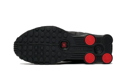 Shox R4 Black