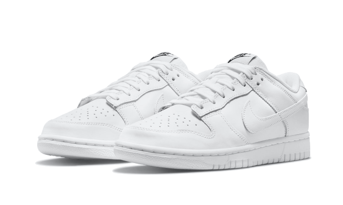 Dunk Low Triple White (2021)