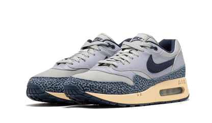 Air Max 1 &